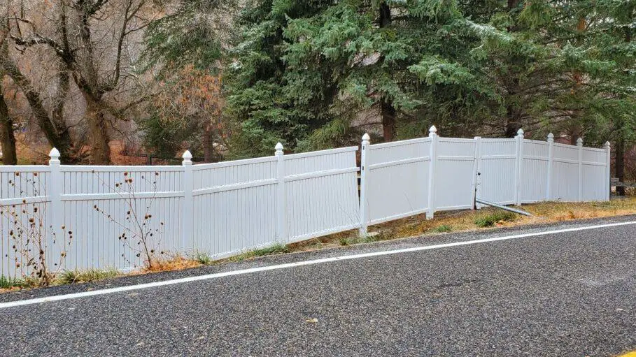 Damaged-fence-along-roadside